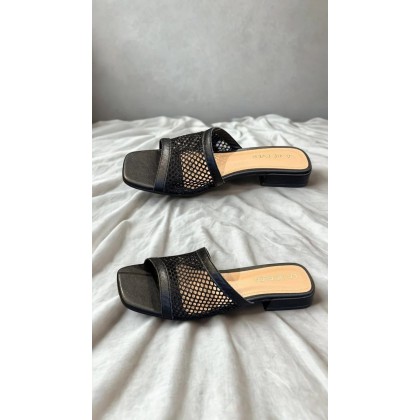 Mule Laviê em Tela Vazado