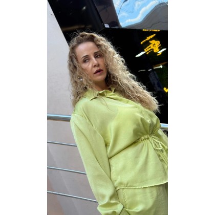 Camisa Linzzi em Crepe Amassado