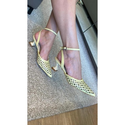 Scarpin Vazado Amarelo Werner